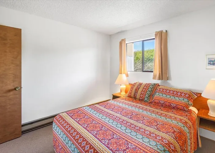 Hi-Tide Resort Dogs Ok Sleeps 6 Unit 16